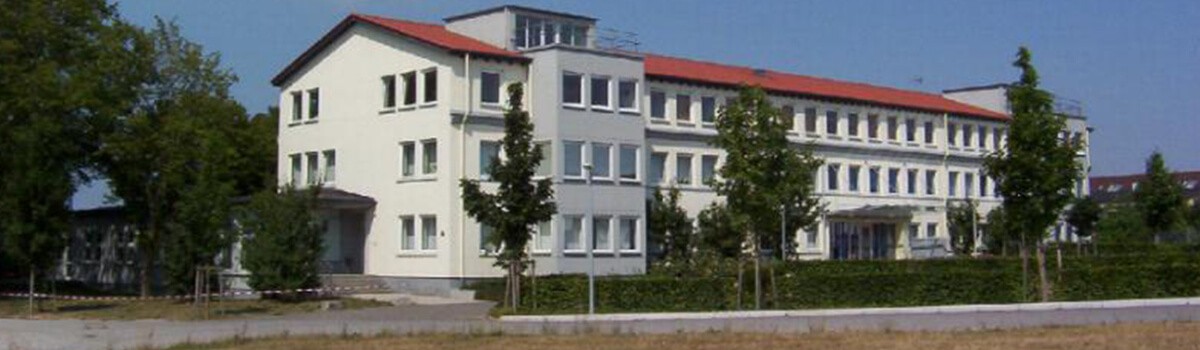Befehlsgebäude - Heute Haus der Wirtschaft Befehlsgebäude - Heute Haus der Wirtschaft